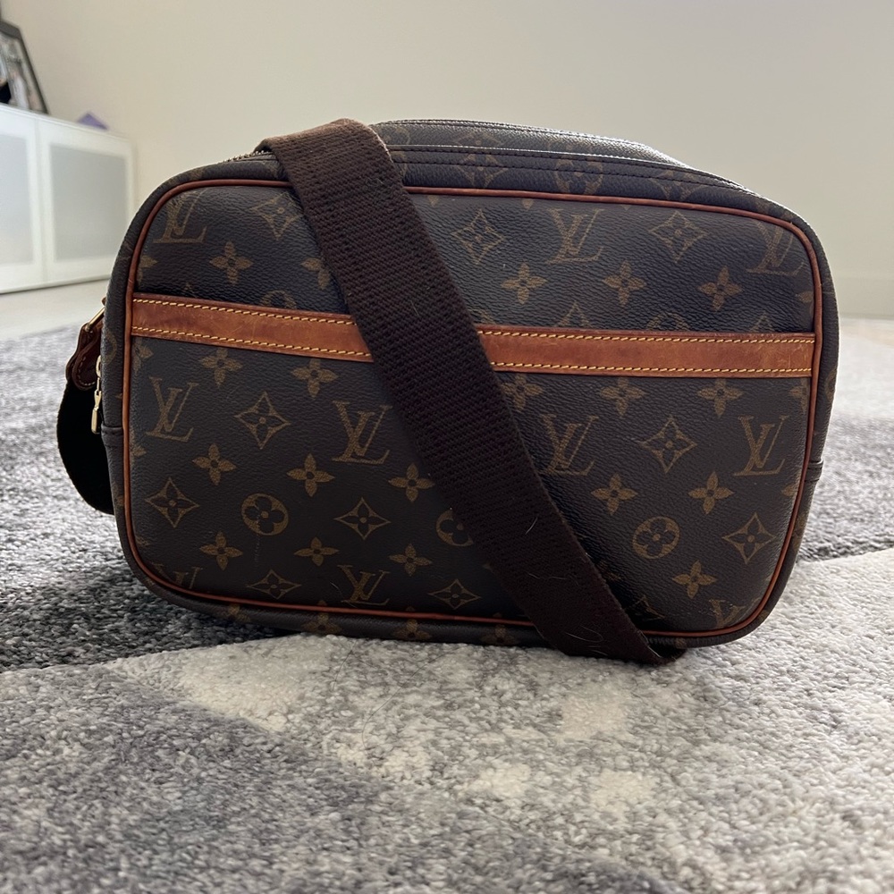 Louis Vuitton Crossbody Reporter Bag
